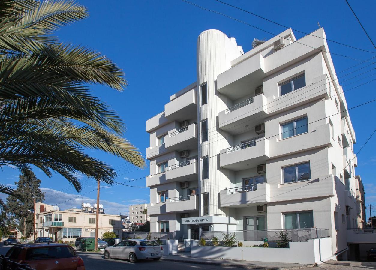 Myrtiana Apartments Nikosia Bagian luar foto