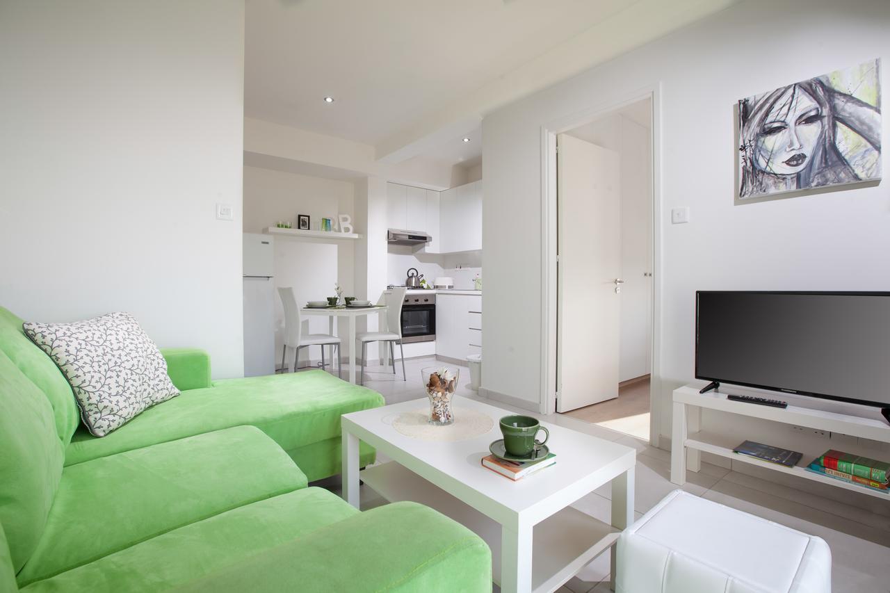 Myrtiana Apartments Nikosia Bagian luar foto