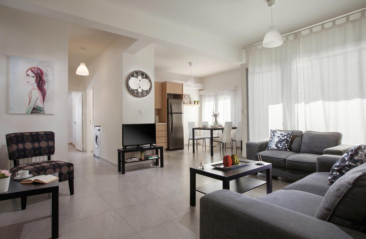 Myrtiana Apartments Nikosia Bagian luar foto
